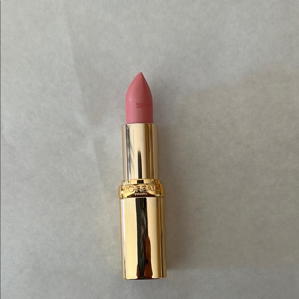 L'Oreal Pink Lipstick